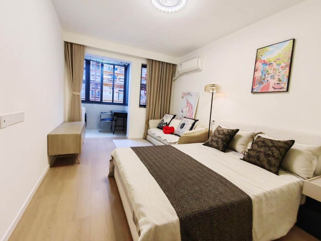 Housing image — Bedroom