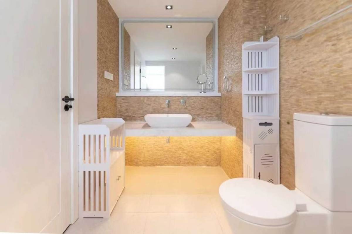Housing image — Bathroom