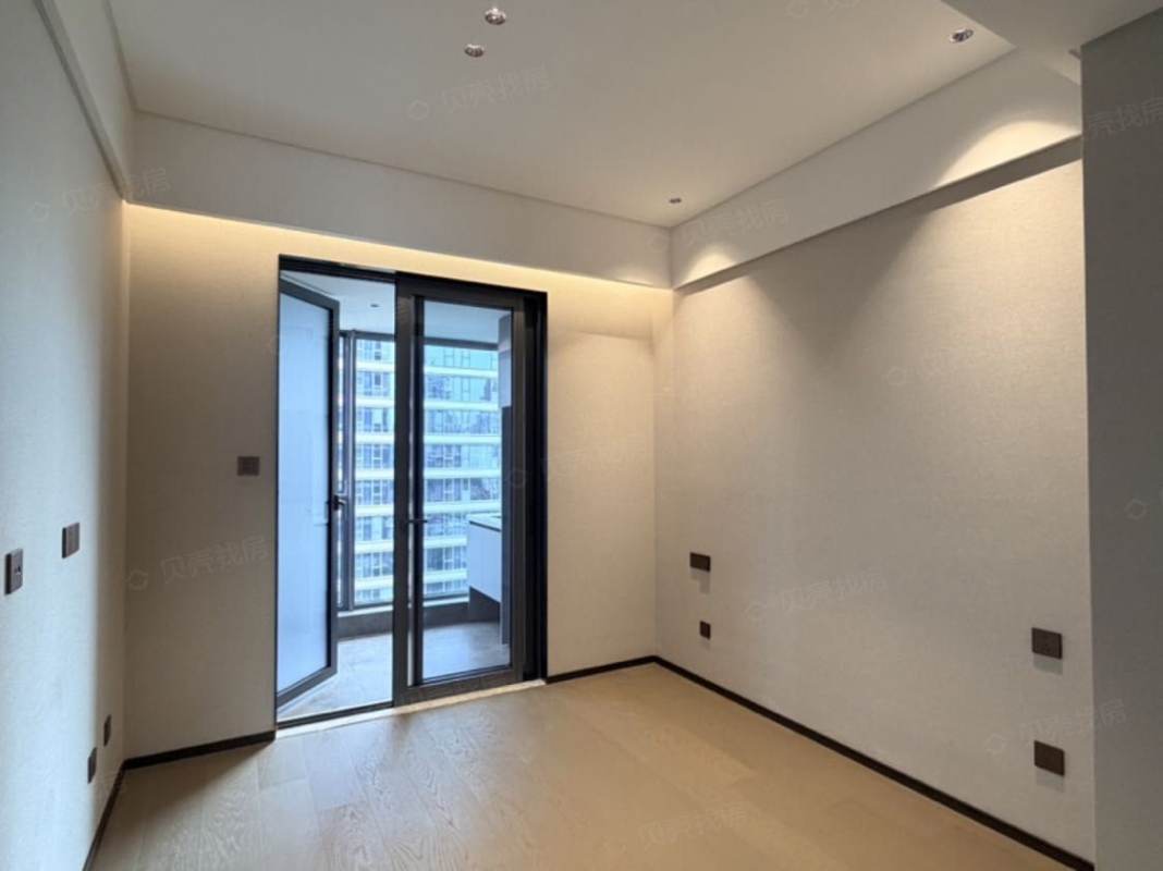 Housing image — Bedroom