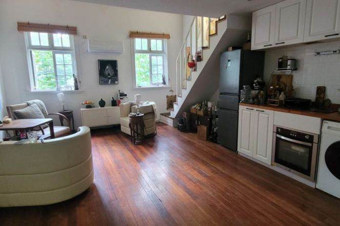 2BR Lane House in Old Xuhui