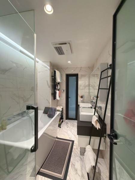 Housing image — Bathroom