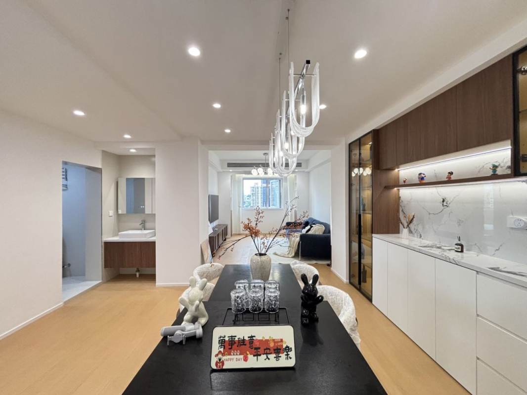 Housing image — Living Room