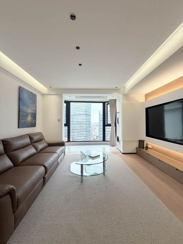 Housing image — Living Room
