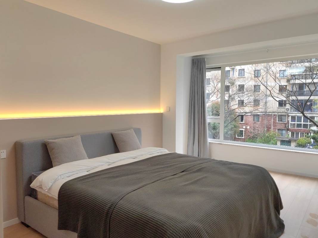 Housing image — Bedroom