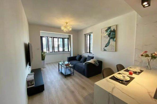 1BR Apartment at Wuzhong Building (L1/L7/L10)