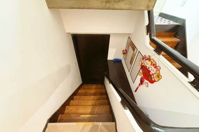 High-Ceiling Historic 2BR Apartment in Jing'an with Terrace (L2/L12/L13)