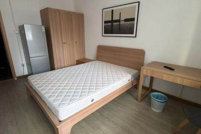 1BR Apartment near Quyang Rd Metro (L8)