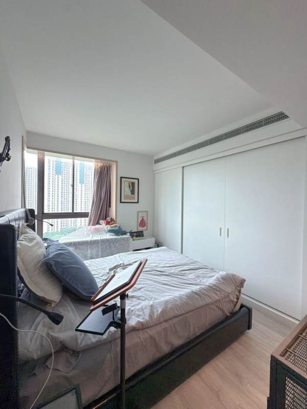 Housing image — Bedroom