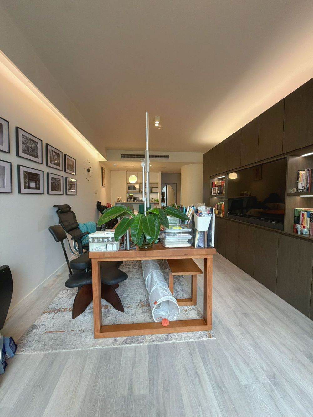 Housing image — Living Room