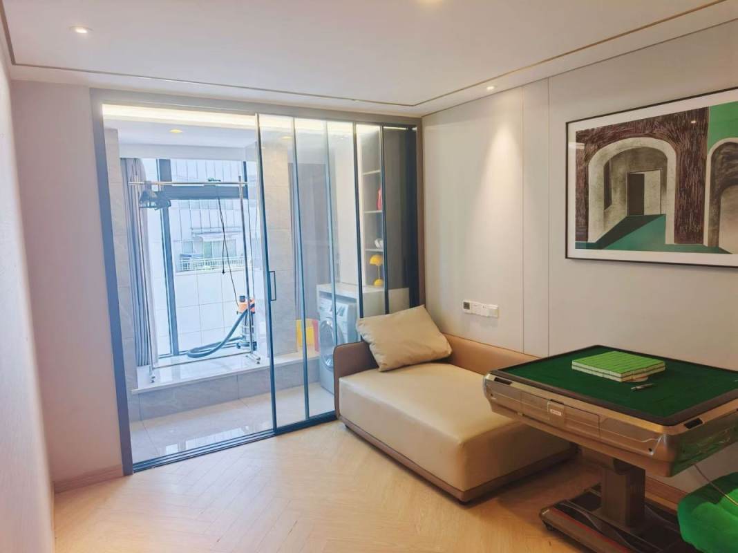 Housing image — Living Room