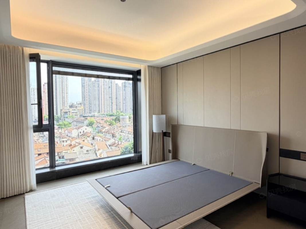 Housing image — Bedroom