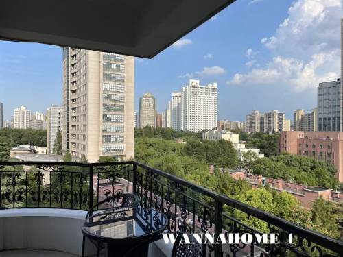 Housing image — Balcony