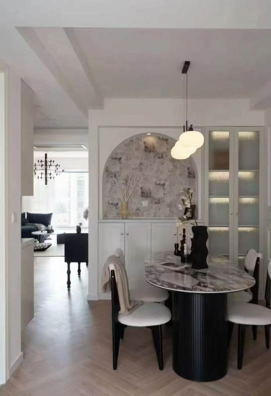 Housing image — Dining Area