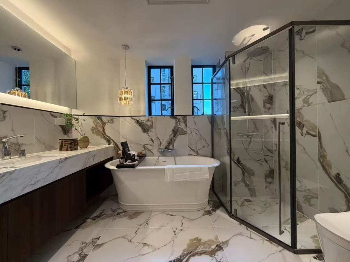 Housing image — Bathroom