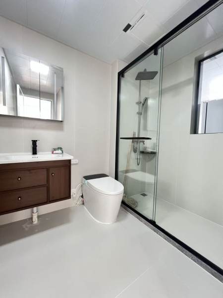 Housing image — Bathroom