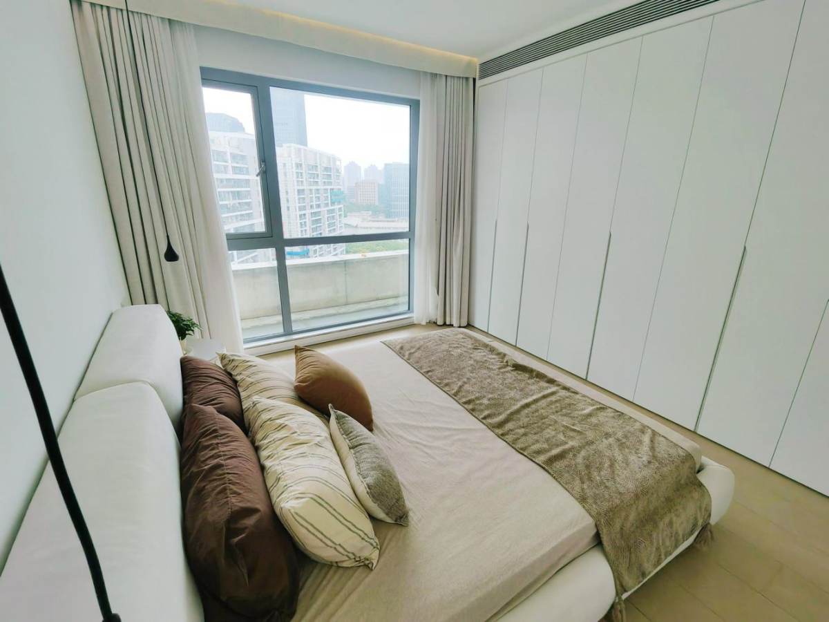 Housing image — Bedroom