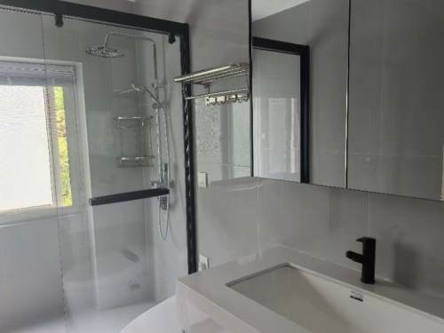 Housing image — Bathroom