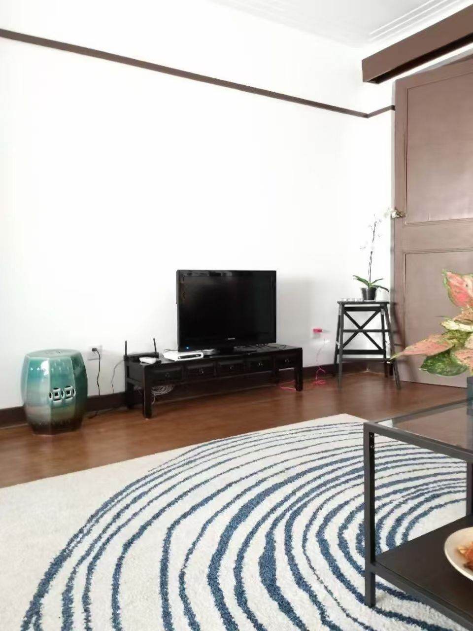 Housing image — Living Room