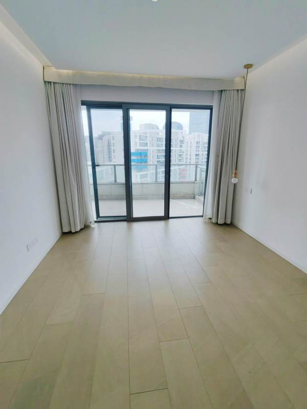Housing image — Bedroom