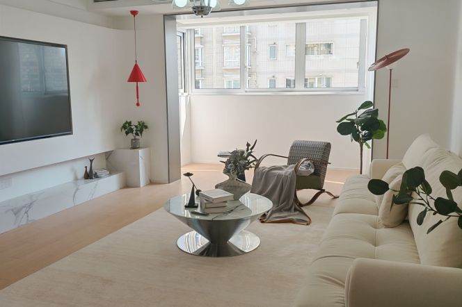 3BR Apartment near Jiangsu Rd Metro (L2/L11)