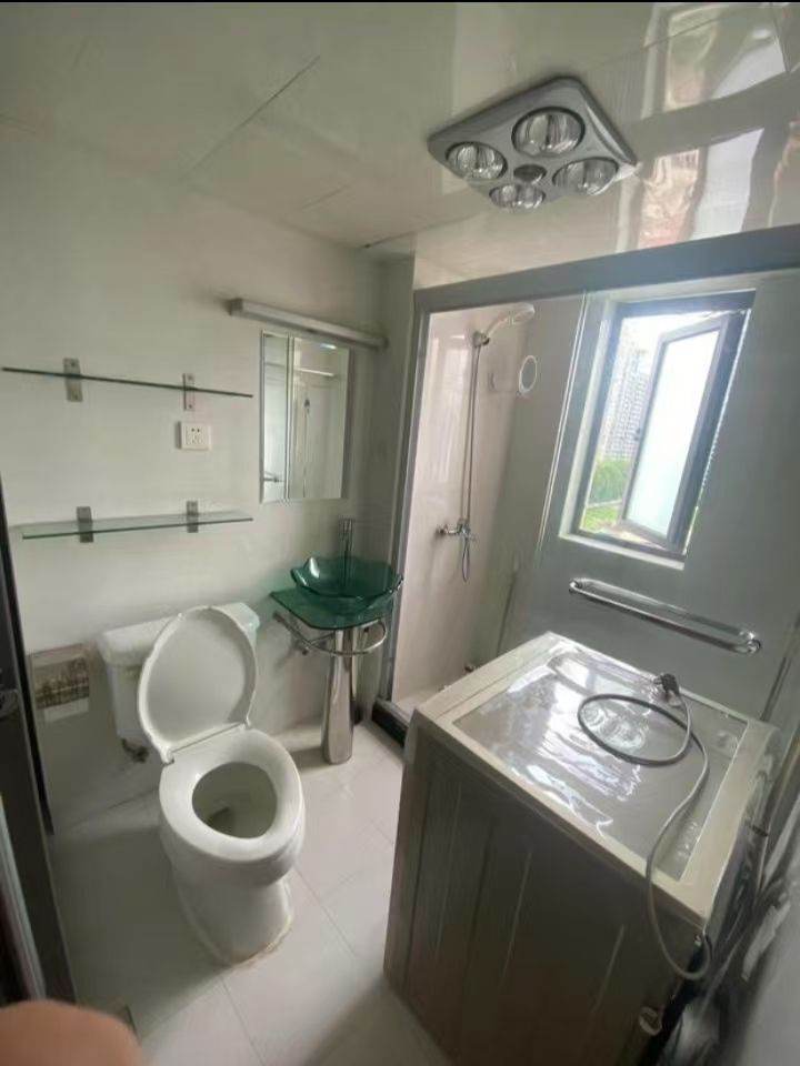 Housing image — Bathroom