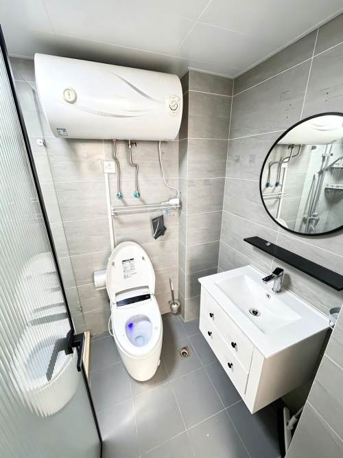 Housing image — Bathroom