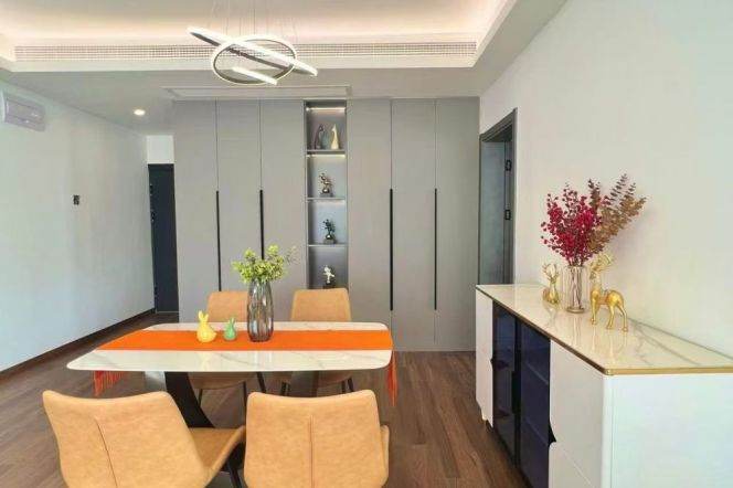 3BR Apartment near Changshou Rd Metro (L7/L13)