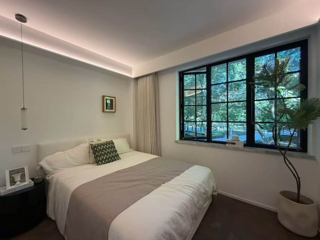Housing image — Bedroom
