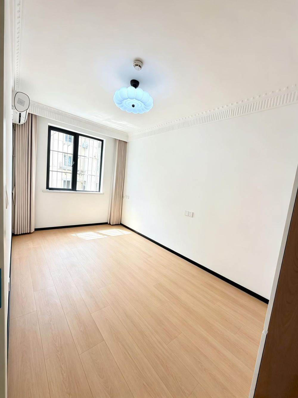 Housing image — Bedroom