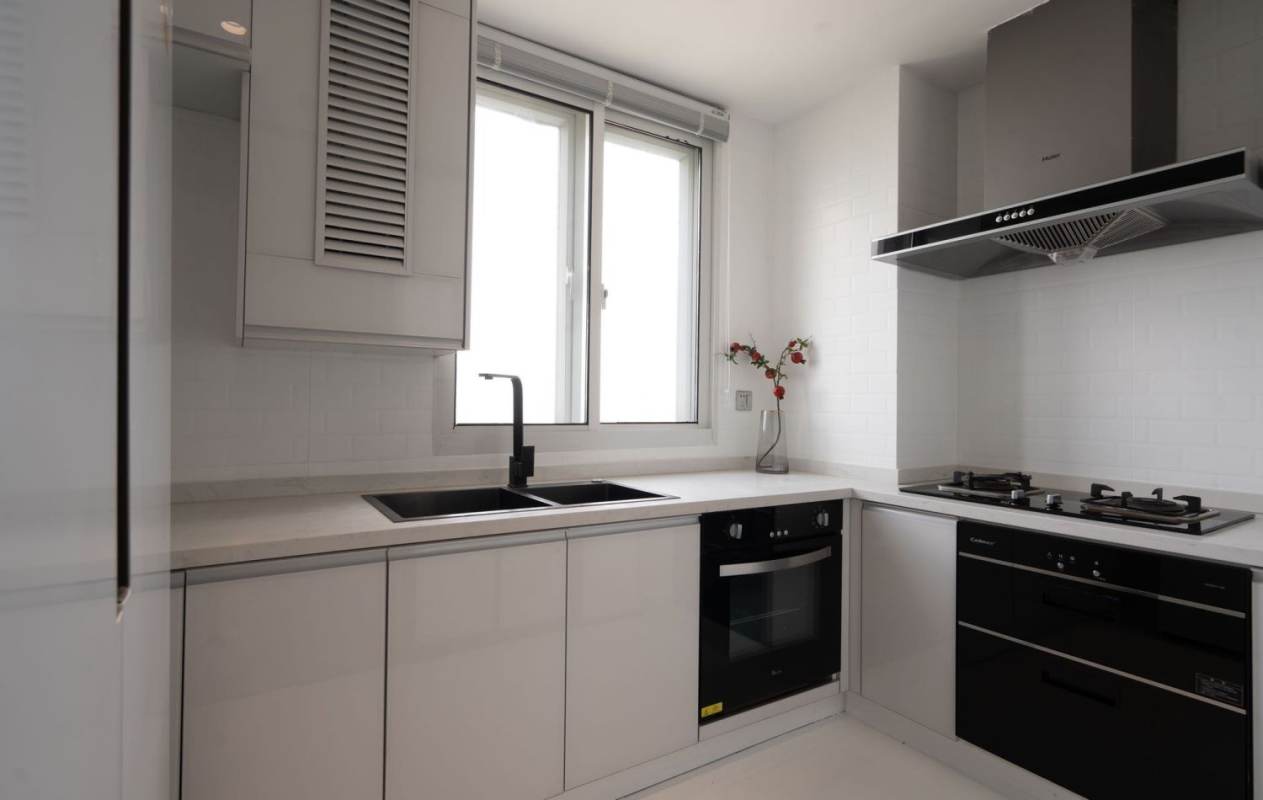 Housing image — Kitchen