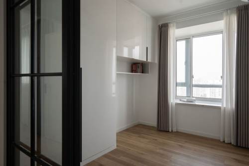 Housing image — Bedroom
