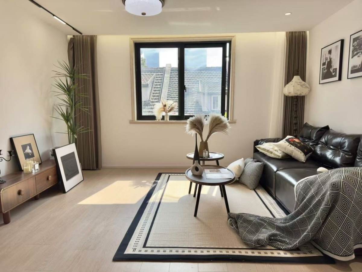 Housing image — Living Room
