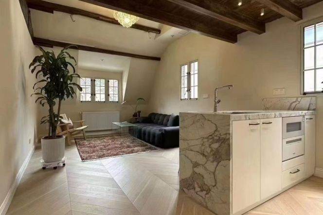 1BR Lane House in Jing'an (L2/L11)