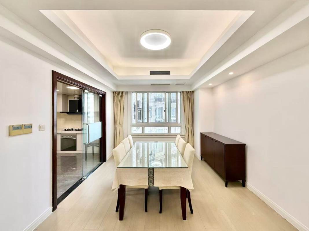 Housing image — Dining Area