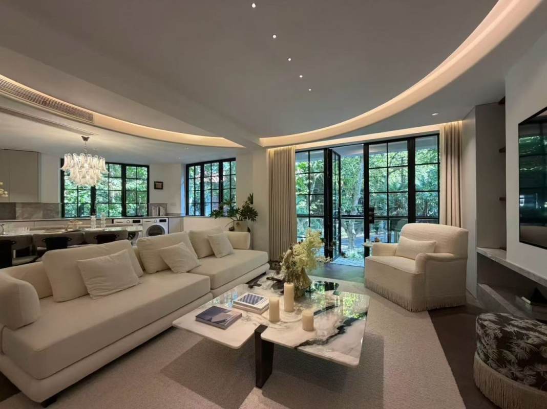 Housing image — Living Room