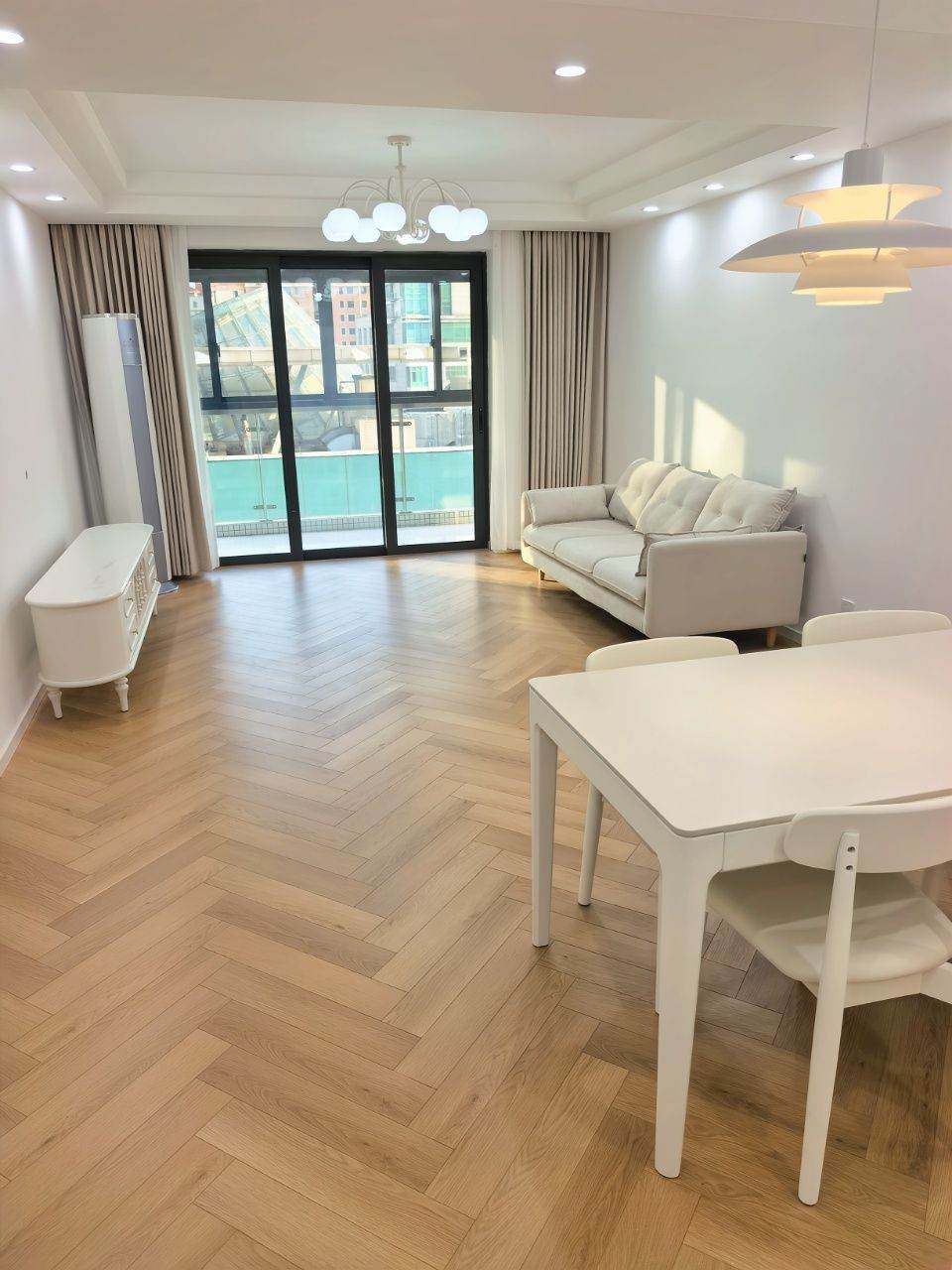 Housing image — Living Room