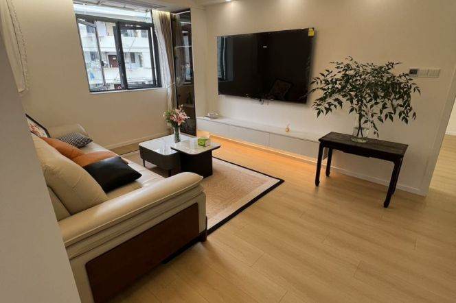 2BR Apartment in Gubei