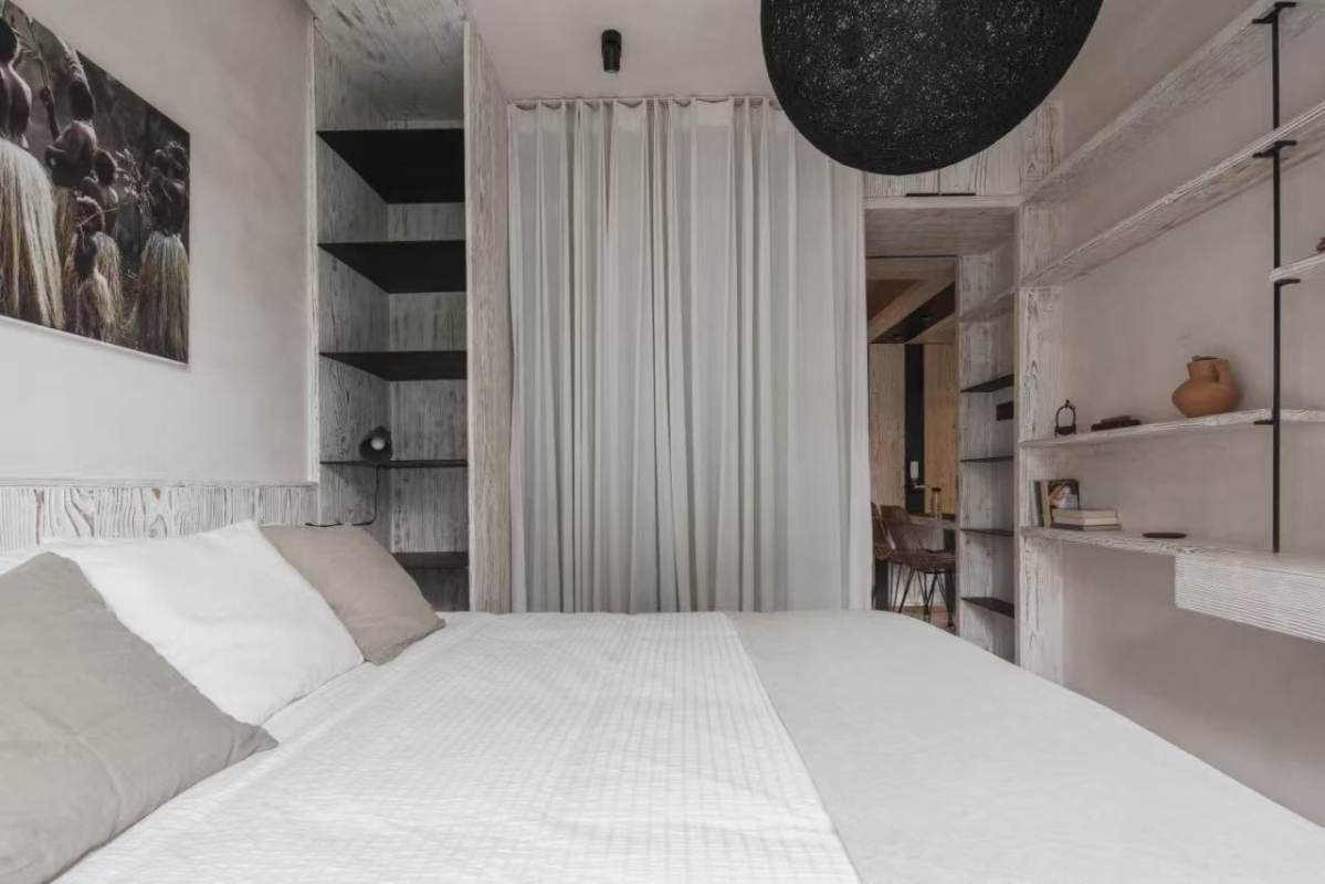 Housing image — Bedroom