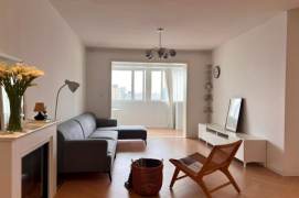 High-Floor 3BR Apartment in Jing'an