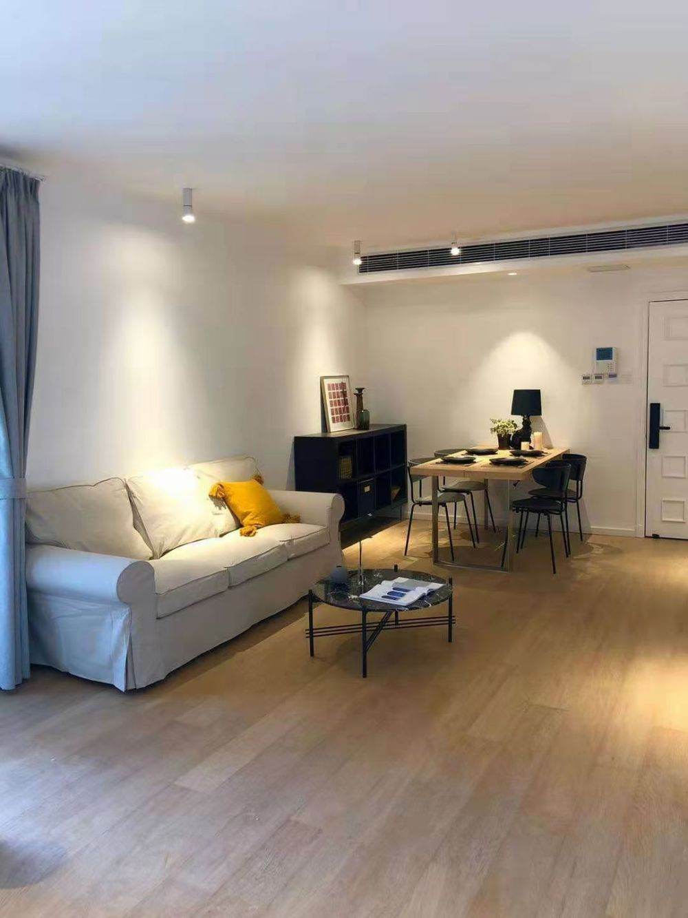 Housing image — Living Room
