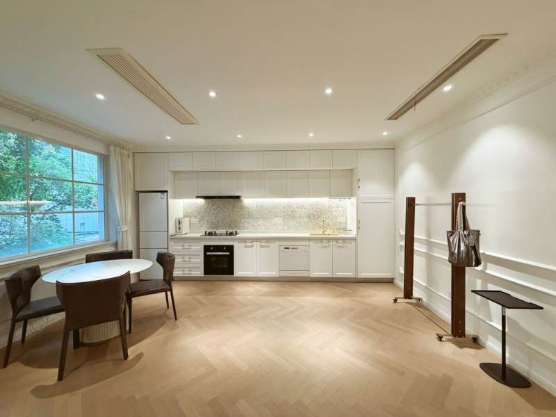 Housing image — Living Room