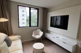 1BR Apartment in Gubei (L10)