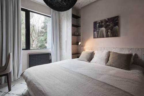 Housing image — Bedroom