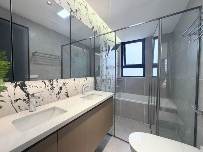 Housing image — Bathroom