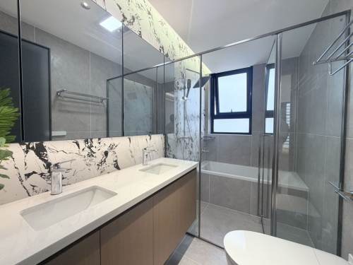 Housing image — Bathroom