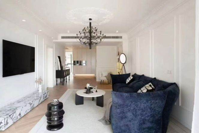High-Ceiling 3BR Apartment near Aiguo Rd Metro with Floor-to-Ceiling Windows