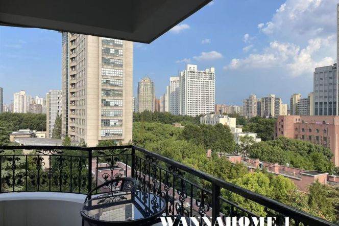 Spacious 2BR Apartment in Old Xuhui with Outstanding View (L1)