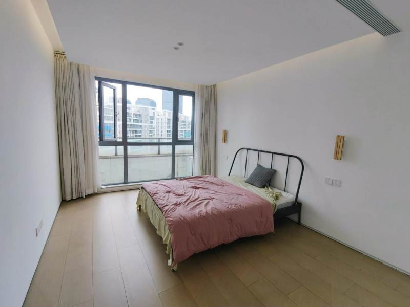 Housing image — Bedroom