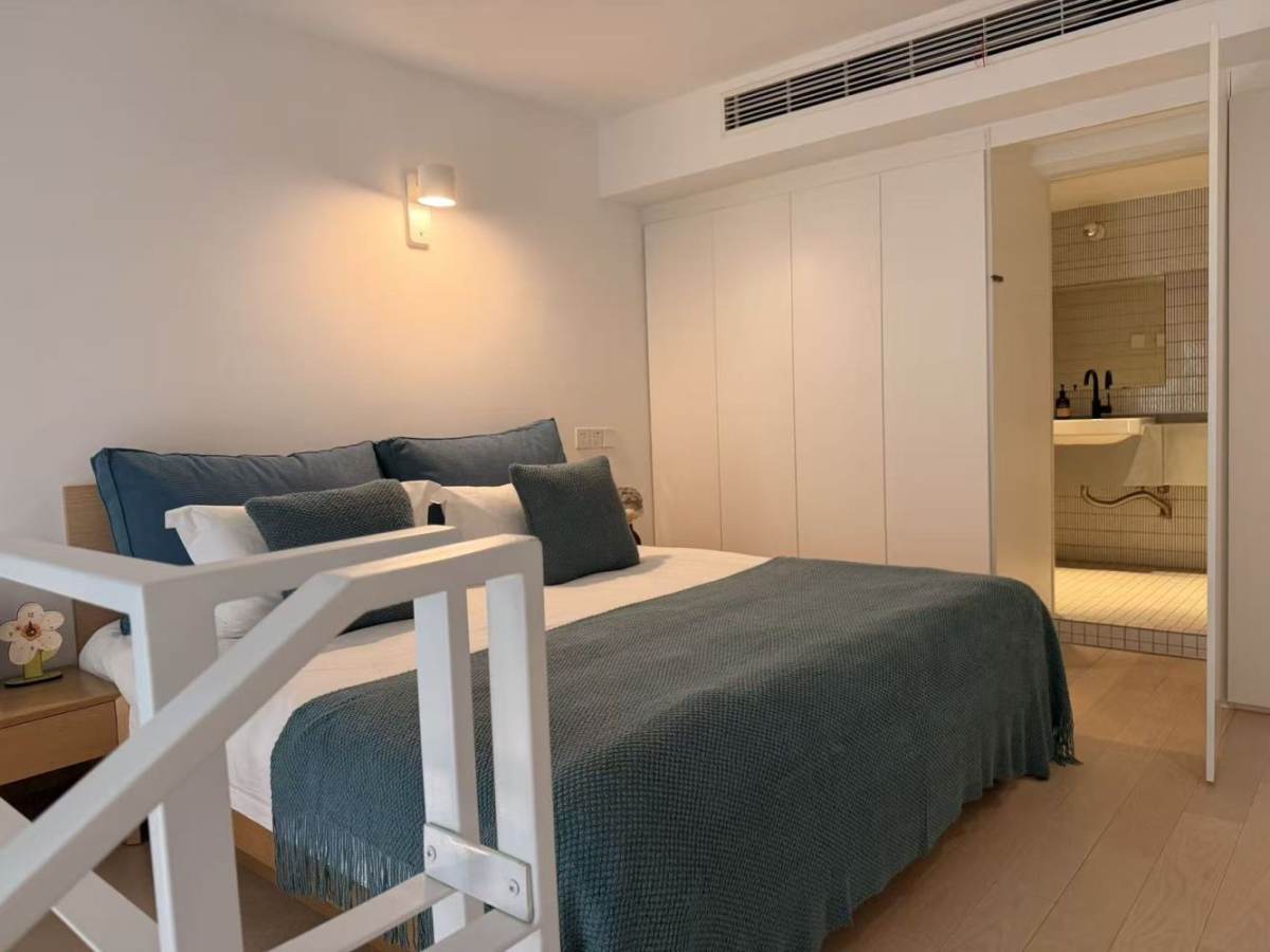 Housing image — Bedroom