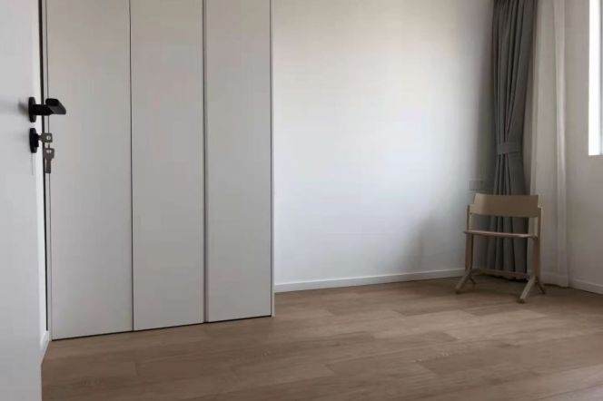 3BR Apartment in Xujiahui (L10/L11)